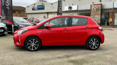 Toyota Yaris 1.5 Hybrid Icon Tech 5dr CVT Hybrid Hatchback